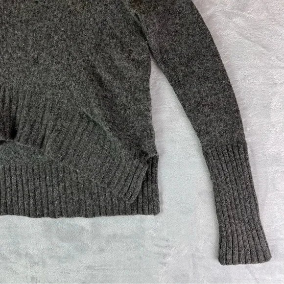 Moth Anthropologie Turtleneck Sweater Women's Small Grey Wool Blend Knit Minimal - Picture 3 of 16